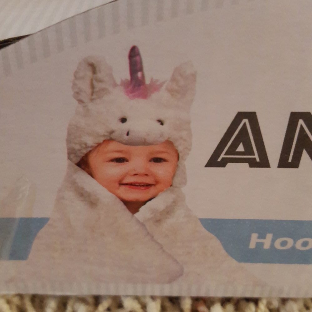 CCO FLASH SALE! 2pc UNICORN,hooded blanket w/plushie, New-WT